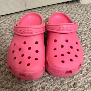 Crocs-Pink